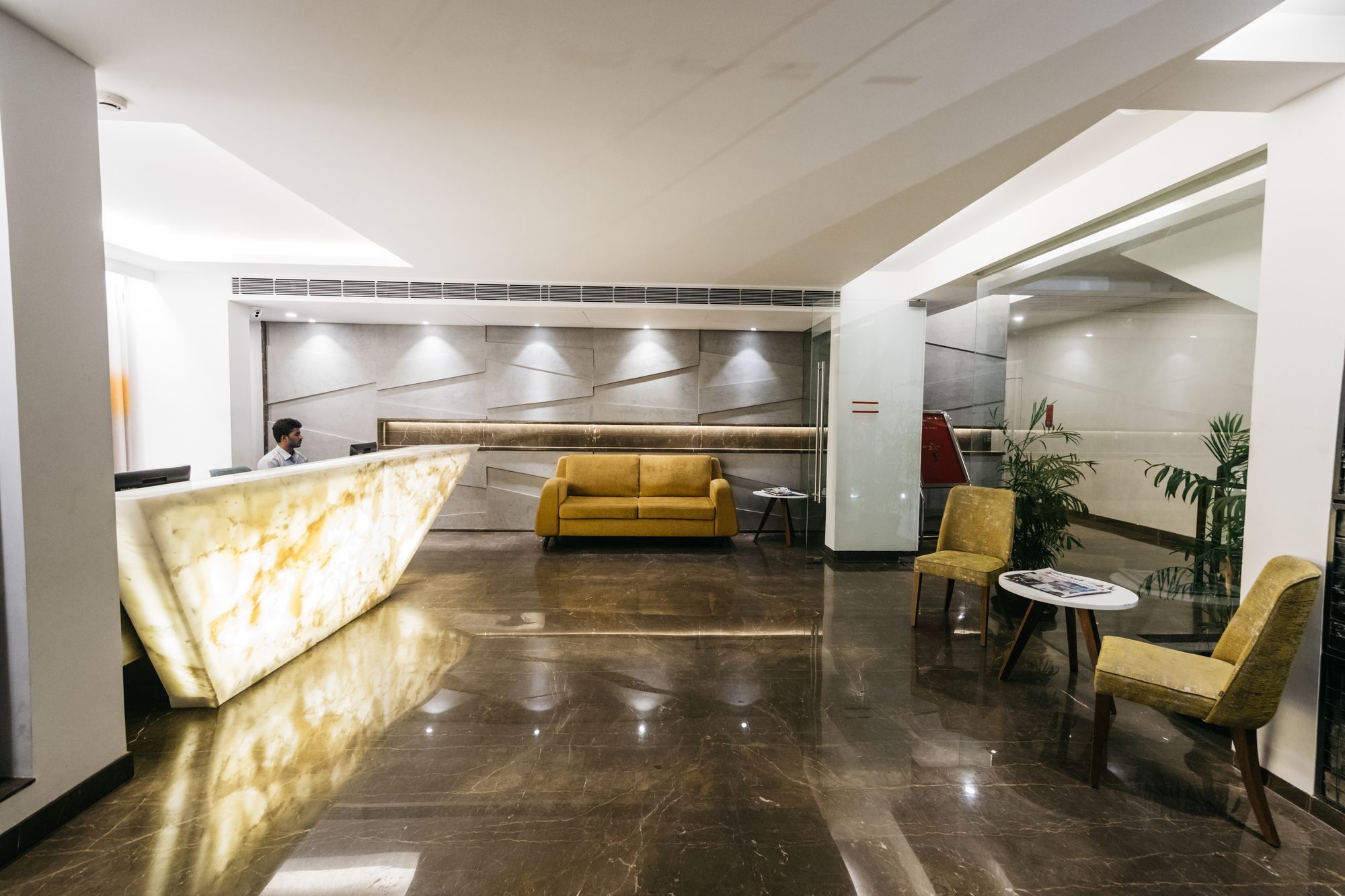 班加罗尔皇家参议院马场酒店 外观 照片