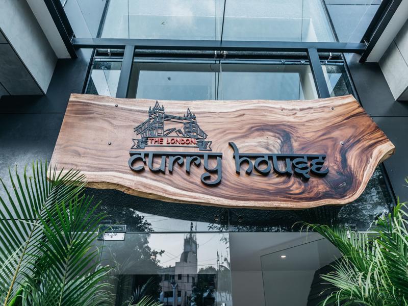班加罗尔皇家参议院马场酒店 外观 照片